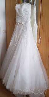 Wiederkehrende modetrends machen auch vor hochzeitskleidern keinen halt. Es War Einmal Ein Brautkleid Und Es Kam Als Taufkleid Erneut Zum Einsatz