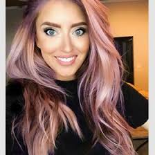 Jessica Tippett's Instagram, Twitter & Facebook