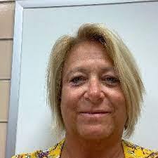 Adriana Deroche's Instagram, Twitter & Facebook