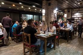 Hayyam Meyhanesi Hayyam Meyhane Izmir Manavkuyu Hayyammeyhane Meyhaneizmir Ocakbasi Birilerihergunicmeli Hayyammeyhanesi Bornova Folkart Izmir Galeri