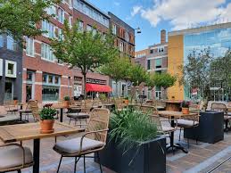 Are you looking for a gift to surprise someone with? 10 X Leuk Lunchen In Veenendaal Girls Who Magazine