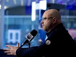 This taskmaster of a head coach may be just the ticket for the Edmonton Oilers: 9 Things