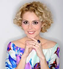 La ea e mai degraba video killed a radiostar. Cu Ce Se OcupÄƒ Acum Raluca Moianu Prezentatoarea Care FÄƒcea Furori Cu IartÄƒ MÄƒ La Tvr È™i A Revenit DupÄƒ Moartea SoÈ›ului Exclusiv Impact