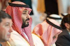 تعمد النظام الأردني تسريب مقطع فيديو للمعتقل باسم عوض الله مستشار ولي العهد محمد بن سلمان أثناء اقتياده للمحكمة في قضية المعروفة إعلاميا بـالفتنة. Ø±Ø³Ø§Ø¦Ù„ Ù…Ø´ÙØ±Ø© Ø¨ÙŠÙ† Ø¨Ø§Ø³Ù… Ø¹ÙˆØ¶ Ø§Ù„Ù„Ù‡ ÙˆØ¨Ù† Ø³Ù„Ù…Ø§Ù† ØªÙƒØ´Ù Ø­Ø¬Ù… Ø§Ù„Ù…Ø¤Ø§Ù…Ø±Ø© Ø¹Ù„Ù‰ Ø§Ù„Ø£Ø±Ø¯Ù† Ù…Ø±Ø¢Ø© Ø§Ù„Ø¹Ø±Ø¨ Ø§Ù„Ø¥Ø®Ø¨Ø§Ø±ÙŠØ©