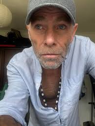 Single man from Richards Bay looking for conversation