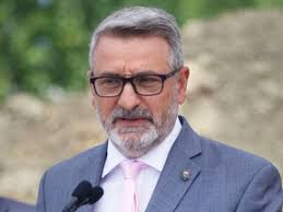 Premier Doug Ford shuffles cabinet after housing minister resigns