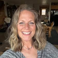 Melanie Schubert's Instagram, Twitter & Facebook