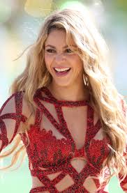 Shakira shoe size 8 us and dress 7 us. Shakira Weight Height And Age We Know It All