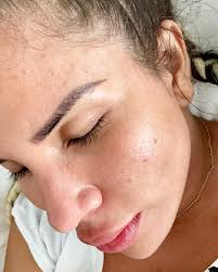 Eileen Mertz Martinez 🇨🇦🇨🇴 (@eileendonadooficial) • Instagram photos  and videos