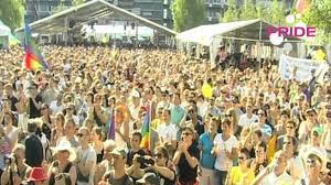 Zurich est une ville ouverte à la diversité sexuelle. Pride Zurich 2021 Festival Wann Wo Acts Programm Motto
