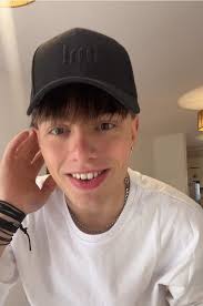 Unboxing de ropa de LUMAT: ¡experiencia emocionante!