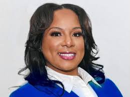 Marisol Collins's Instagram, Twitter & Facebook