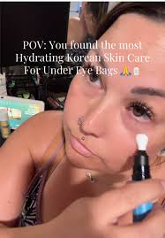 I asked my cat to blink if “yes” and he fricken did!!!! #cat #magiccat...