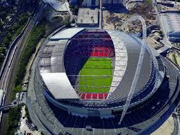 Espaço, geralmente circular, destinado a espetáculos, como a parte central de um circo de cavalinhos, ou a discussões literárias ou a debates políticos. Wembley National Stadium Foster Partners Http Www Archdaily Com 867281 Wembley National Stadium Foster Plu Stadium Architecture National Stadium Wembley