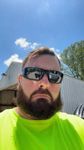 Can you photoshop my late father with my son?