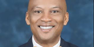 Miami-Dade County Commission Chairman Shuns Former State Legislators · The  Floridian