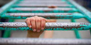 Atunci cand ni se zbate ochiul asociem acest lucru un un eveniment neplacut din viata noastra, care urmeaza sa se intample. Eticheta Mi Se Zbate Ochiul Drept Lady 4 Lady S