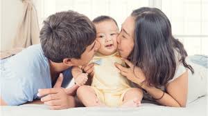 育嬰留職停薪假 只要在公司工作滿 6個月以上，孩子滿3歲前妳和老公都可以分別向公司申請最長2年的假。 ． 申請方式 必須以書面向公司提出申請，並標示清楚姓名、職務、子女出生年月日、留職停薪開始到結束的日期. çˆ¸åª½çœ‹éŽä¾† 9å€‹qaçœ‹æ‡‚è‚²å¬°ç•™åœèˆ‡è‚²å¬°ç•™è·åœè–ªæ´¥è²¼ è¦ªå­å¤©ä¸‹