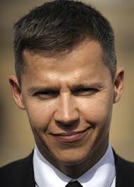 50 000 € détournés pour payer sa voyante