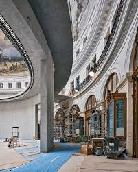 You're currently viewing this page in french. The Bourse De Commerce Pinault Collection Prepares For Its Grand Opening Vogue