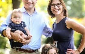 This is because the fake email is being sent by online scammers to trick their. 8wt1theve0jjpm