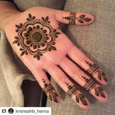 100 gambar henna tangan yang cantik dan simple beserta cara 225 Gambar Motif Henna Tangan Sampai Kaki Mudah Dan Simpel