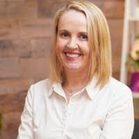 Shelley Whittington's Instagram, Twitter & Facebook