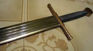 În orășelul bulevardul ștefan cel mare și sfînt, 202. Foto Premierul Turc Erdogan Va Veni La ChiÈ™inÄƒu Cu Sabia Lui È™tefan Cel Mare Diez