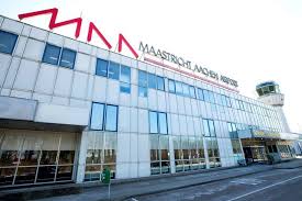 Maybe you would like to learn more about one of these? Turks Vliegtuig Maakt Voorzorgslanding Op Maastricht Aachen Airport Door Motorproblemen Limburg Ad Nl