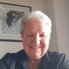 Brenda Brumit's Instagram, Twitter & Facebook