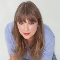 ella ❤️‍🔥 SHOWGIRL ERA