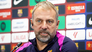 Flick confirma la baja de Pedri para el Villarreal-Barça: "No está  disponible y no estoy contento"