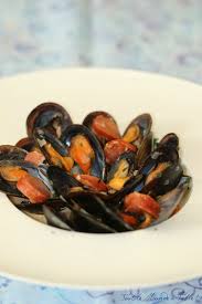 Moules Au Chorizo Tout Le Monde A Table Moules Au Chorizo Recettes De Cuisine Cuisine Et Boissons