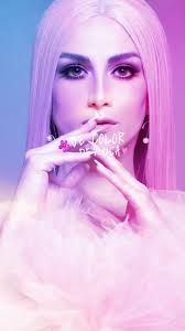 Descubre el estilo rosa de Belinda con CapCut