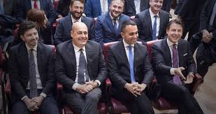 Devo fare un elenco dei ministri italiani dividendoli in con portafoglio e. Ministri Vice E Sottosegretari Gli Equilibri Politici Del Governo Conte Ii Openpolis