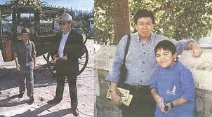 Sharafuddin nació el 24 de diciembre de 1945, en istana jema'ah, klang , como el primer hijo del raja muda (príncipe heredero) de selangor, tengku abdul aziz shah y su primera esposa, raja saidatul ihsan binti tengku badar shah (nacido. Da Royal