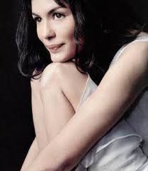 Contact marion cotillard fr on messenger. Audrey Tautou Audrey Tautou French Girl Chic Marion Cotillard Style