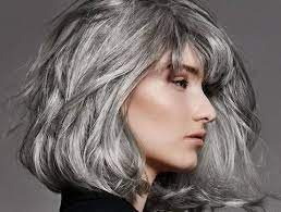 Après avoir été rejetés, les cheveux gris ont enfin la côte. Ø³ÙÙ ÙØ§ÙÙØ±Ø© ØªØ£Ø«ÙØ± Cheveux Couleur Gris Femme Dsvdedommel Com