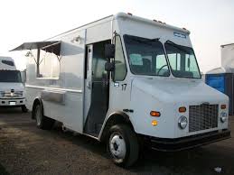 If you are renting, buying or discussing how much a food truck costs seems like a pretty straightforward topic right? Food Truck Canada Buy Custom Food Truck Food Trucks Toronto