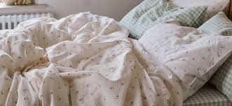 Why Linen is the Best Option for Those with Hormonal Imbalances | Piglet in Bed US
