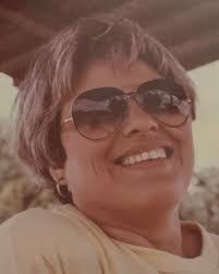 Edna Esparza's Instagram, Twitter & Facebook