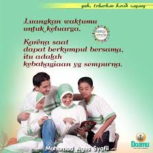 Semenjak papa tidak ada, kak sissy — sebagai anak tertua, merasa punya tanggung jawab terhadapku yang adalah anak bungsu. Kata Mutiara Keluarga Adalah Segalanya Cikimm Com