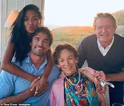 June 29, 1978) is an american singer, songwriter and television personality. Thom Evans Introduces Nicole Scherzinger To His Parents Daily Mail Online