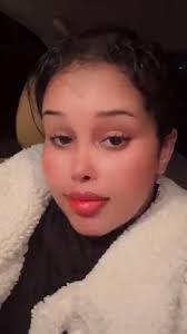 Dhifiq oo Kabaha la Dulmaray Fanaanada Ugbaad aragsan 😂..