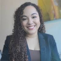 Anais Estrada's Instagram, Twitter & Facebook