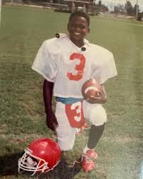 Edgerrin tyree james is an american former professional football player who was a running back in the national football league for 11 season. Pbraghb 6 T Mm