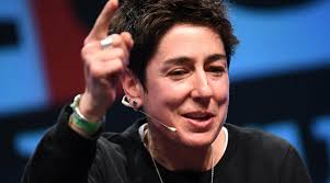 Fans empört über das publikum ist zurück im fernsehgarten. Pr Jobs Wie Glaubwurdig Ist Zdf Moderatorin Dunja Hayali Nordkurier De