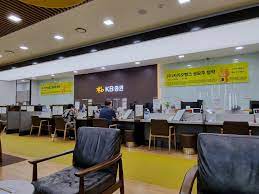 카카오뱅크 앱 2.0버전은 기존 버전의 사용성을 유지하면서도 고객들의 앱 사용 데이터를 분석 등을 통해 편리성을 더 높였다. F58y0yvjqkfnxm