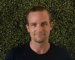 The Pulling Power of the Purple Pound