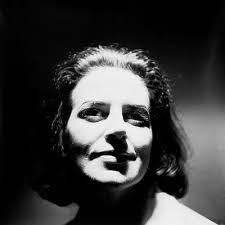 Ferrnando Lemos, Lygia Fagundes Telles, s/d, s/l Fernando Lemos © Colecção  Fundação Cupertino de Miranda